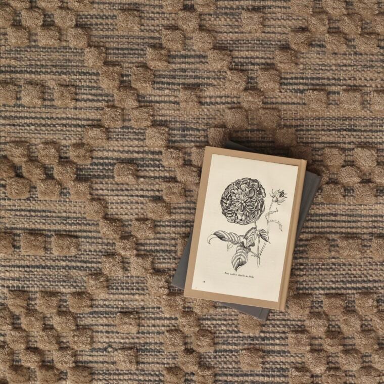 ECloth Circles Connecting in Cut Pile Beige & Graphite Styled 1