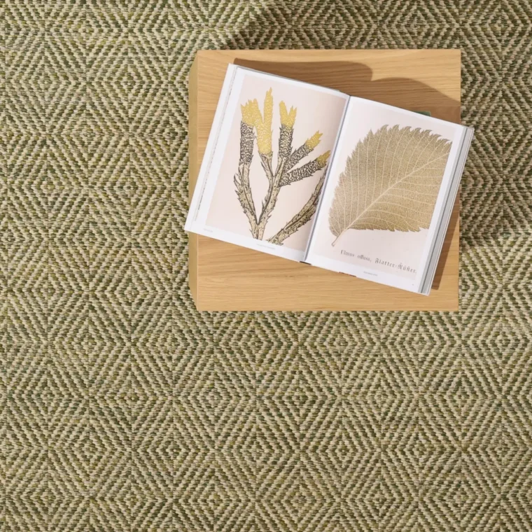 ECloth Split Diamond Forest Natural Yarnstock Styled 225