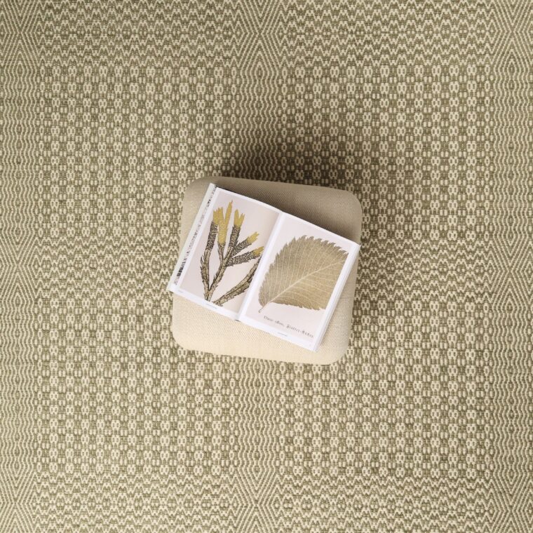 ECloth Litchfield Grid Olive, Natural Styled 4