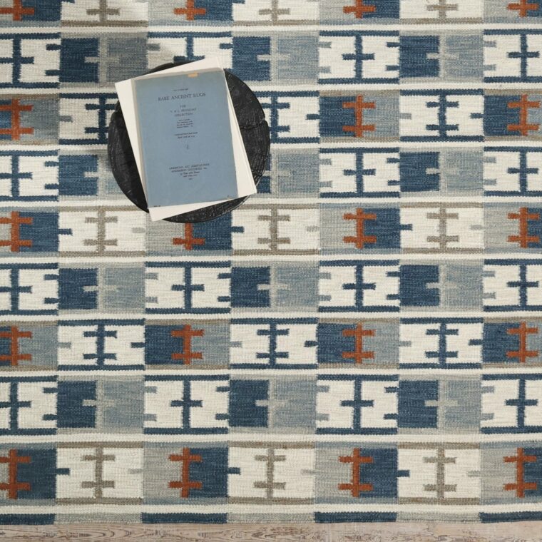 ECloth Marta's Path Blue, Cream, Rust Styled 9