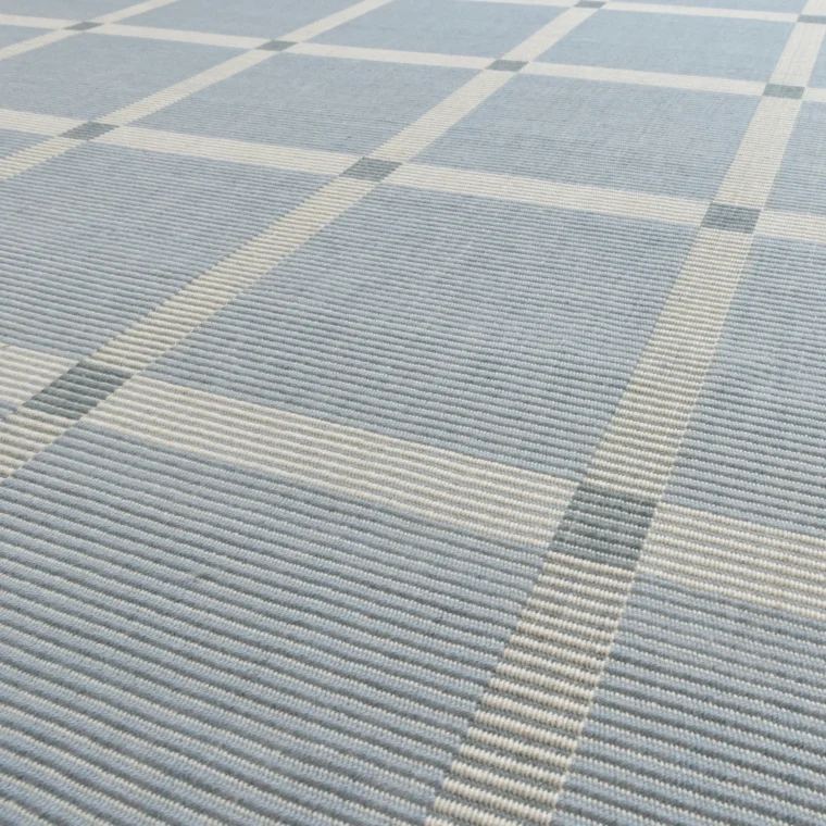 Belden Large Grid Blue, Cream 7300