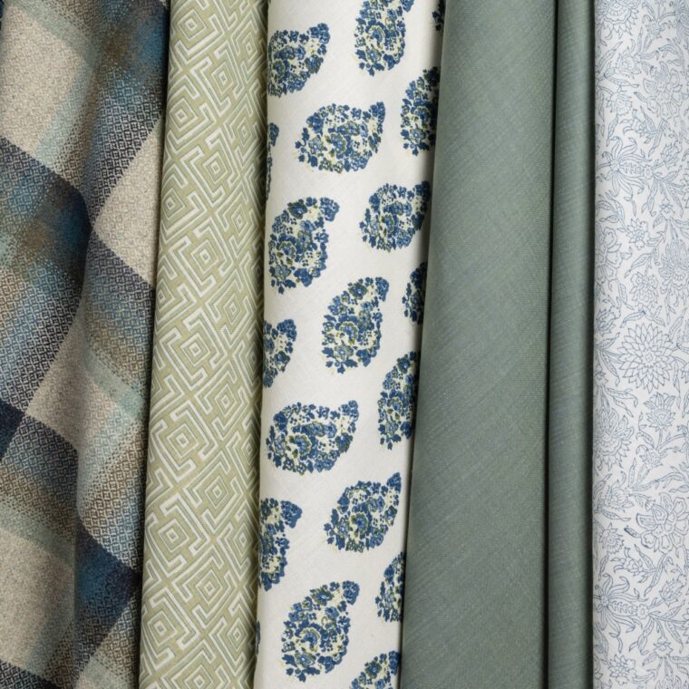 Styled Circles Plaid Cybill Zira Peek-a-Boo Kedli 2025_9729 Large