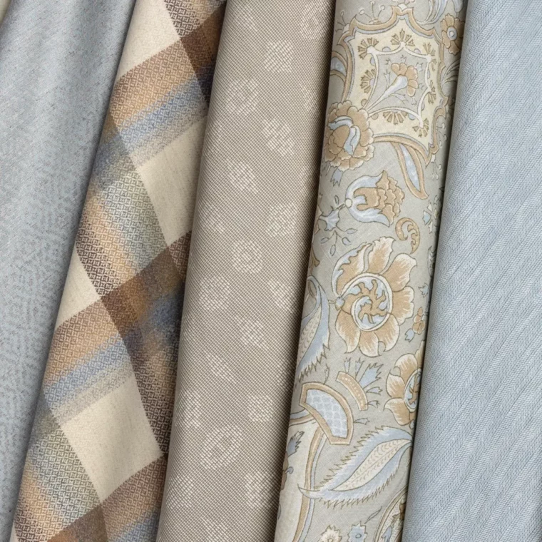 Styled Floret Plaid Charms Da Gama Herringbone Ava 2025_9858 Large