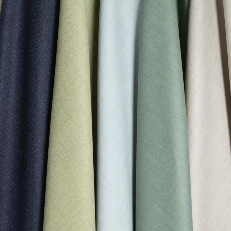 Styled Peek-a-Boo Group 2025_9502 Large