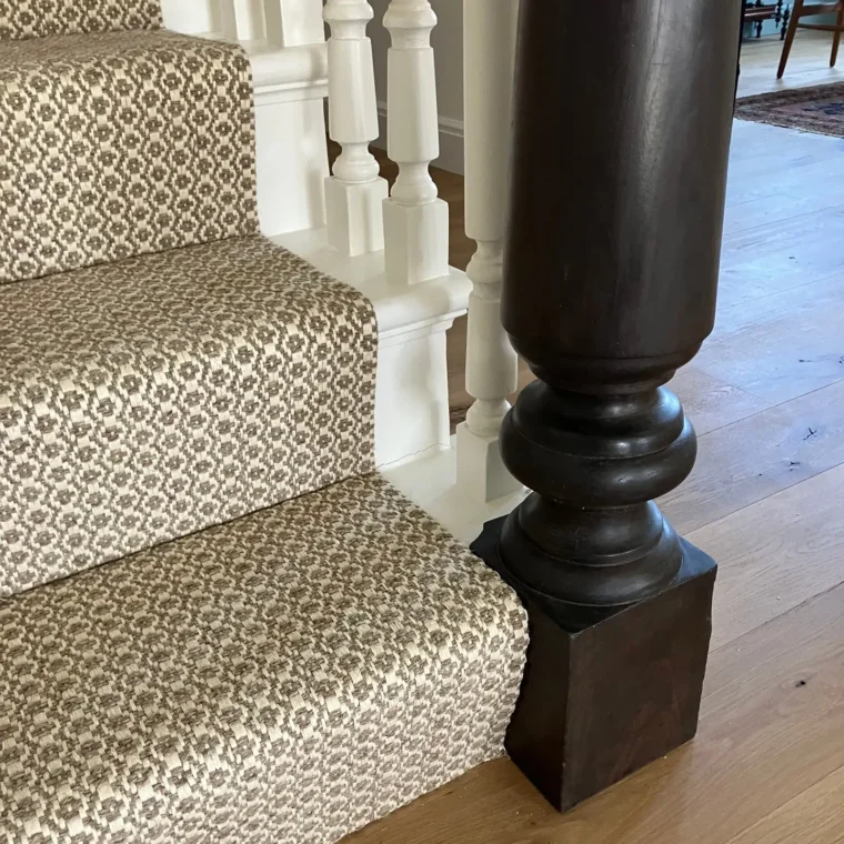 Teff Alma's Flowers Dune Stair Runner & Landing 12