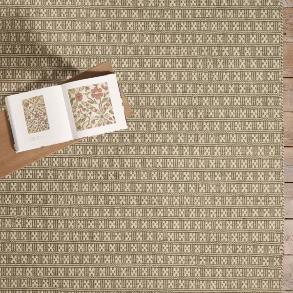 Tapestry Olive, Natural EERUG1001376 | 40% OFF