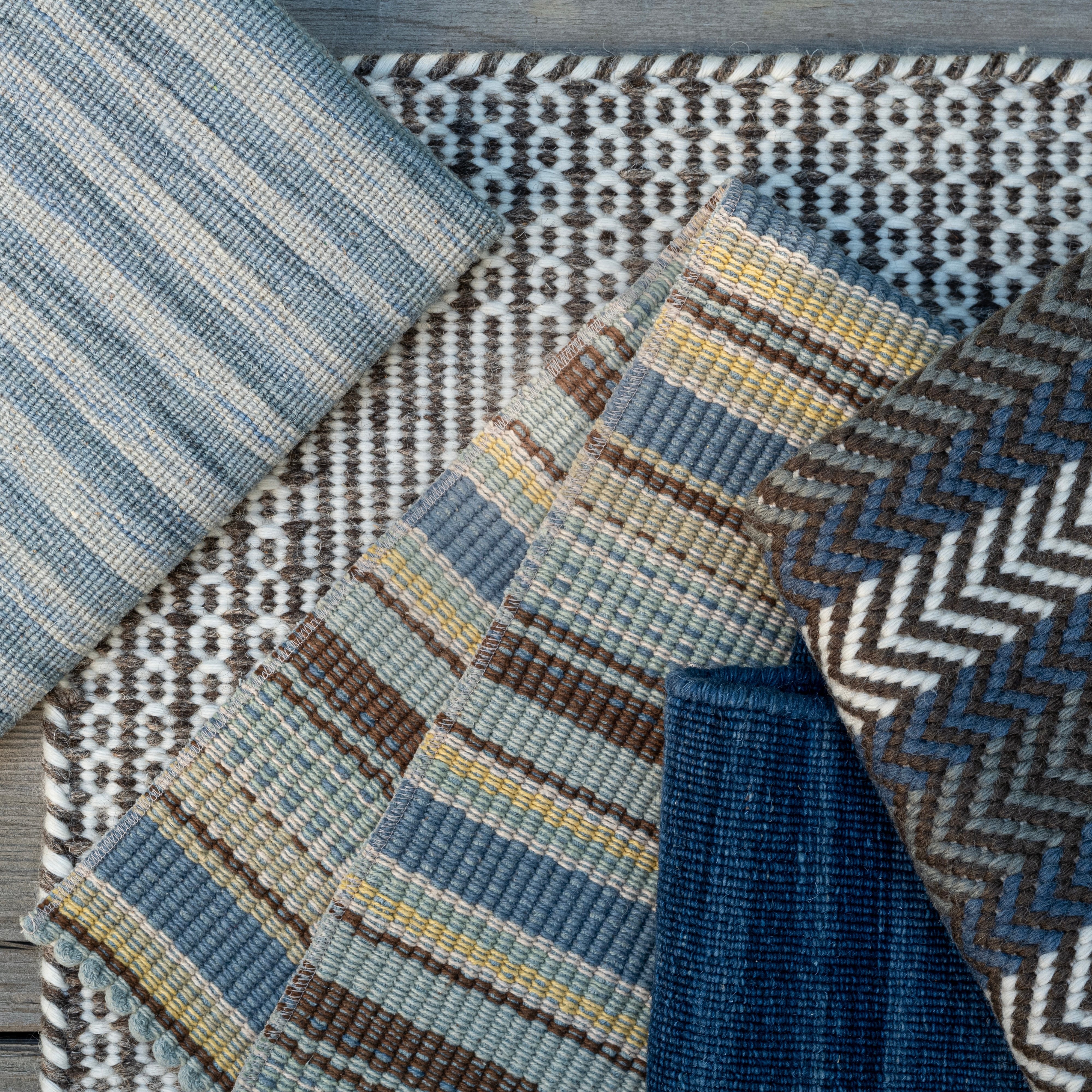 Chase Stripe Blue, Chocolate EERUG1001534-2