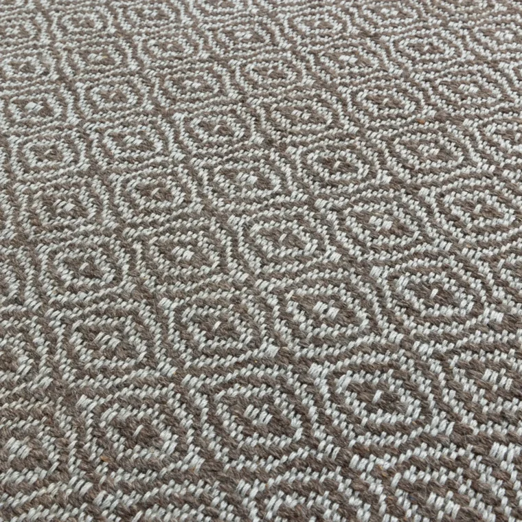 Teff Volland Lake Como, Brownstone Quick Ship JG 6