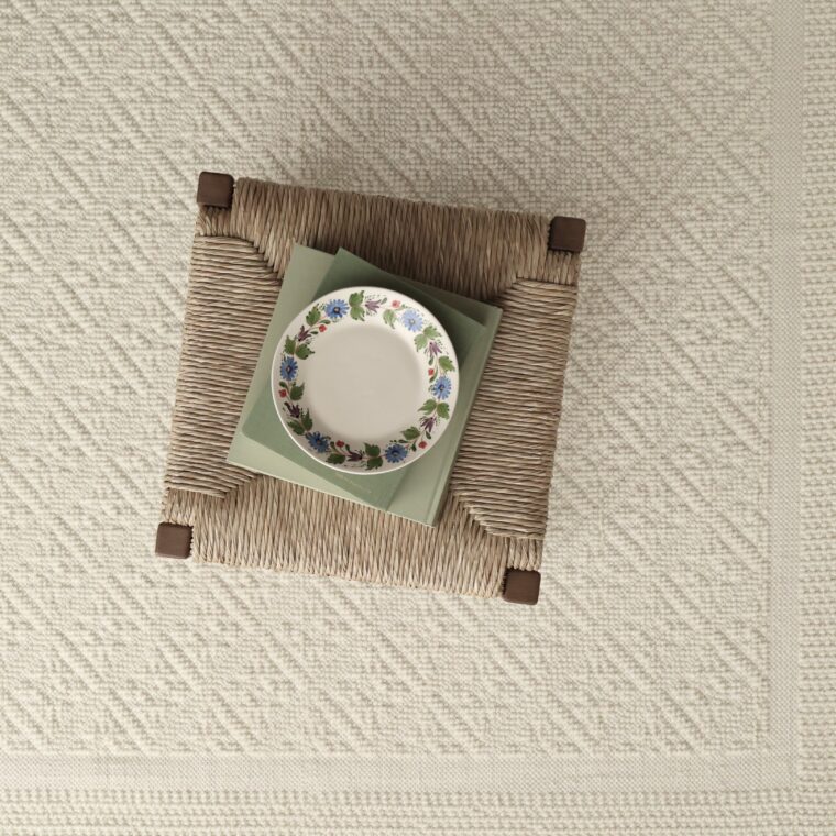 ECloth Trellis, Loop – Cream Styled 15