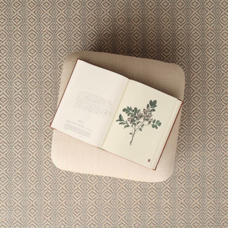 Teff Overshot Pale Beige, Slate Quick Ship Styled 11