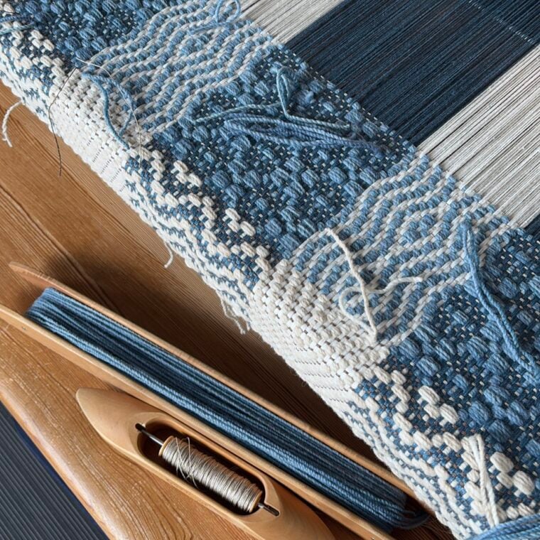 MS Ermitage Checks on Loom 2