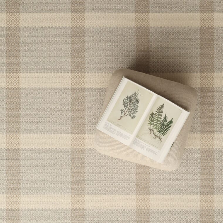 Teff Alma Grid Light Heather Grey Styled 4