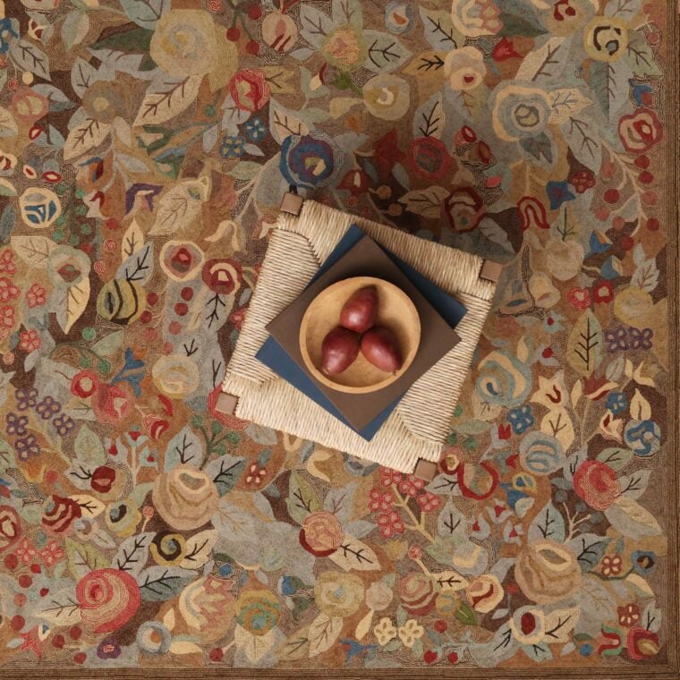 Tufted Brynlawn Styled 115