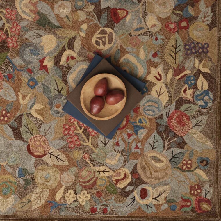 Tufted Brynlawn Styled 128