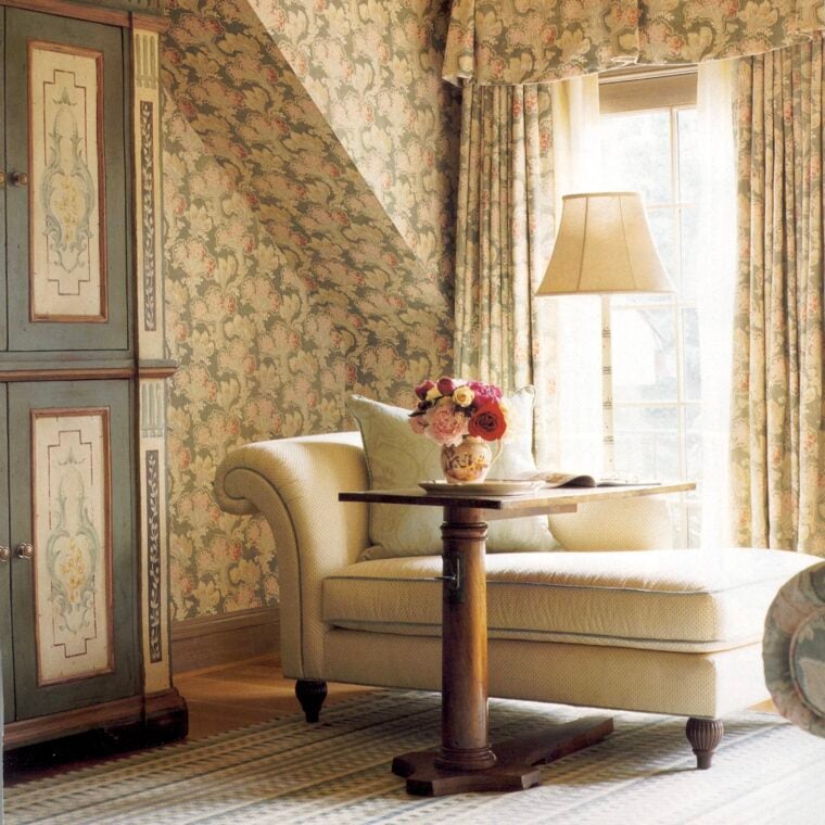 MS Mosaic Squares - Southern Accents - May-June 2005 004