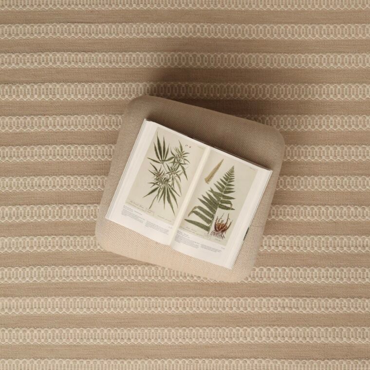 ECloth Circles Beige, Cream Styled 7