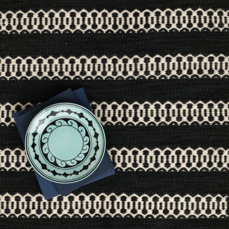 ECloth Circles Black Melange, Cream Styled 5