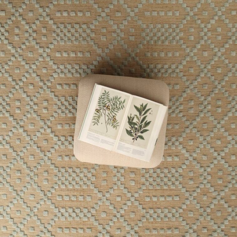 ECloth Circles Connecting in Cut Pile Tan & Teal Styled 22