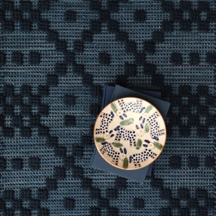 ECloth Circles Connecting in Loop Indigo Styled 7