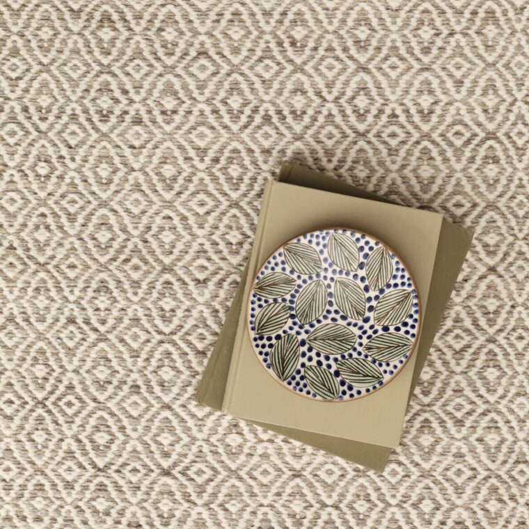 ECloth Stockel Fleece, Cream Styled 2