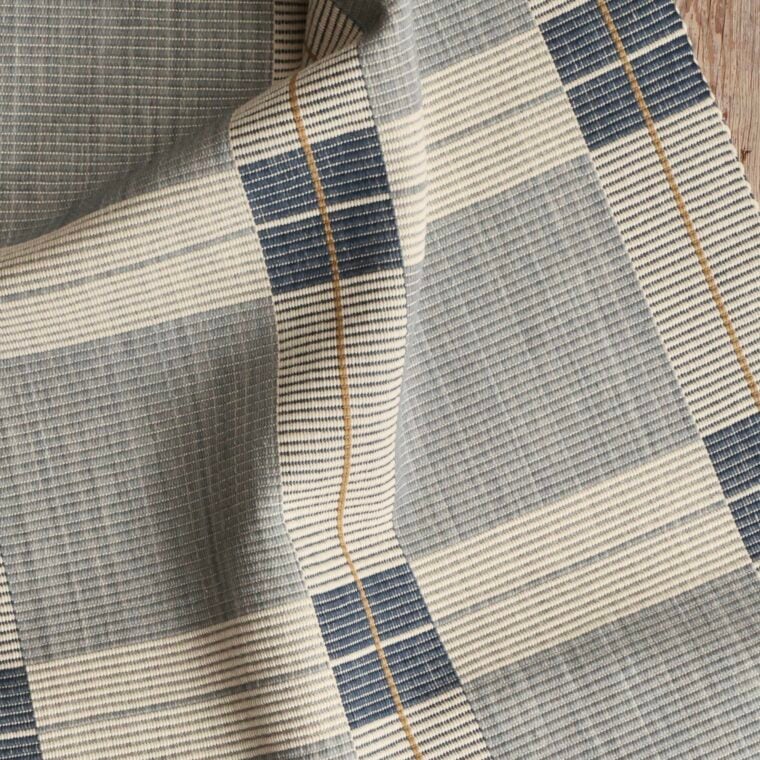 MS Contessa Grid Grey Blue Strie, Umber Styled 215