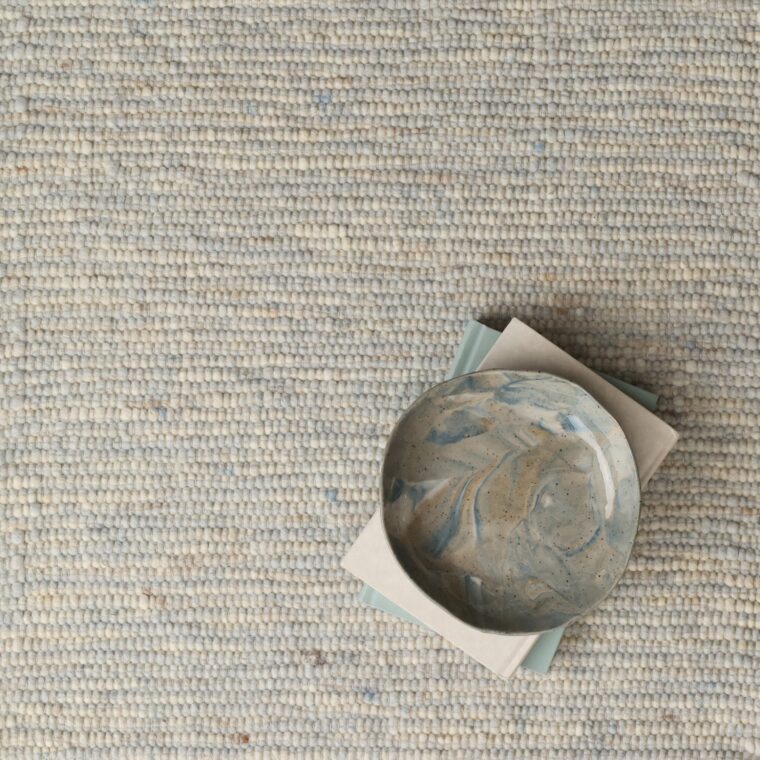 WT Olbia Massif Shepherd's Cloud 5502, Blue Mist 5500 Styled - 2026 16